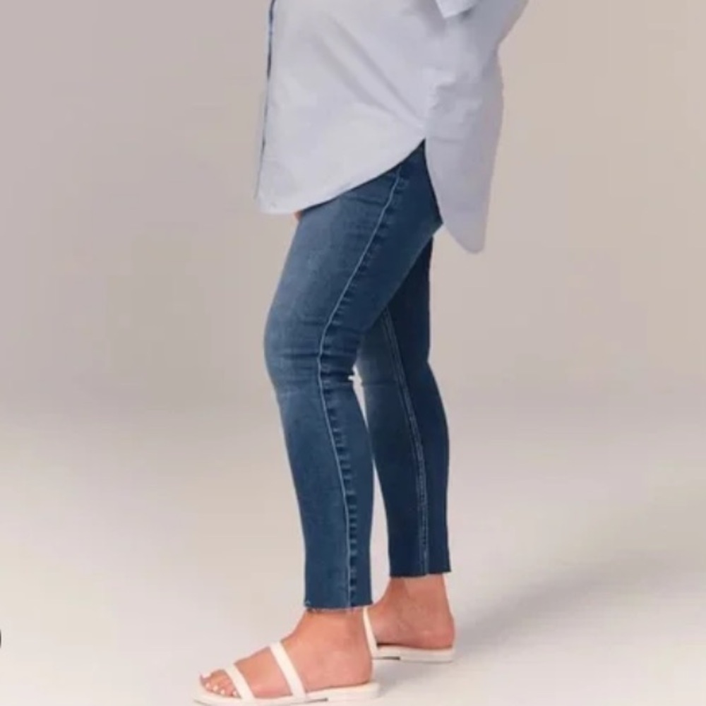 Maternity jean legging